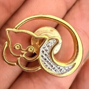Vintage Avon Cat Pin Gold Tone Sparkling Curled Tail